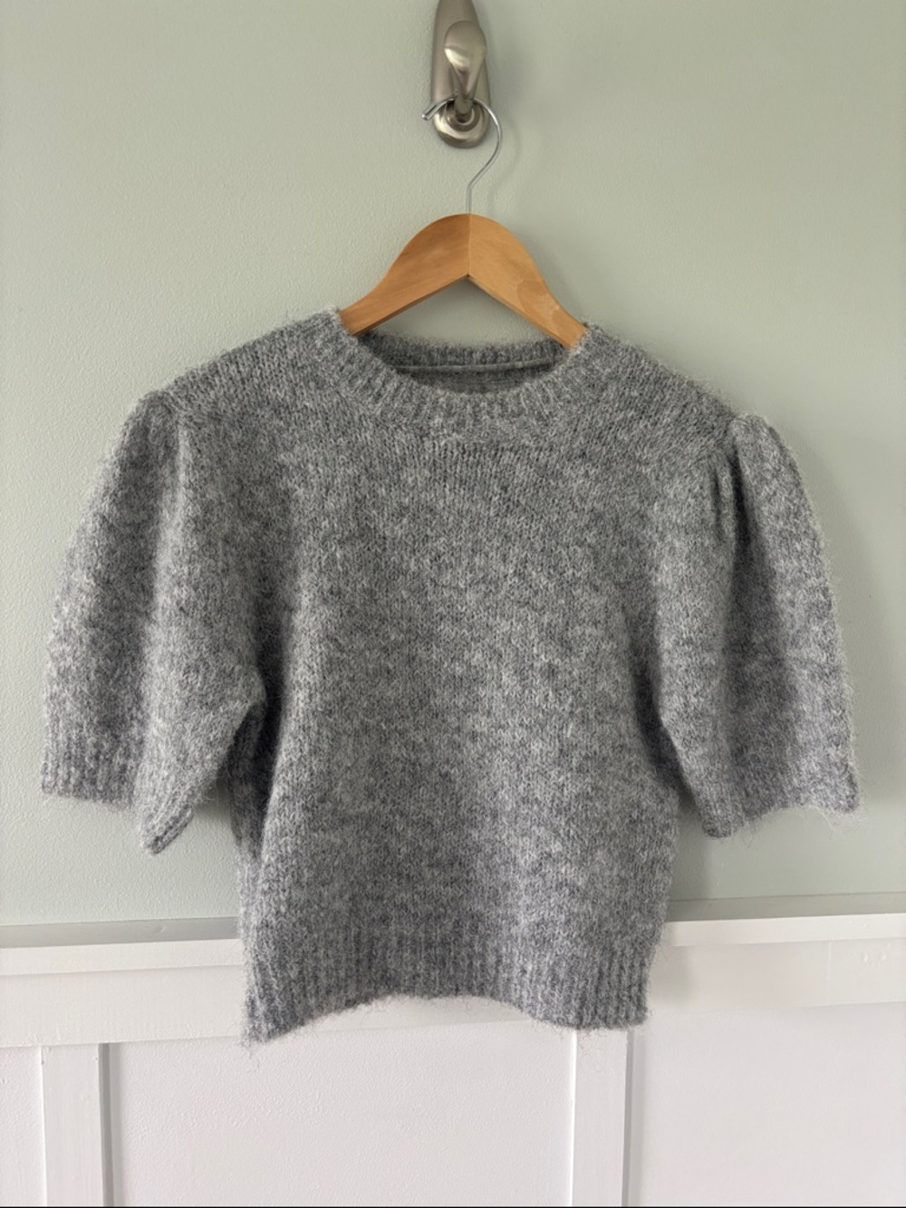 Vero Moda Heather Gray Puff-Sleeve Crew Sweater
